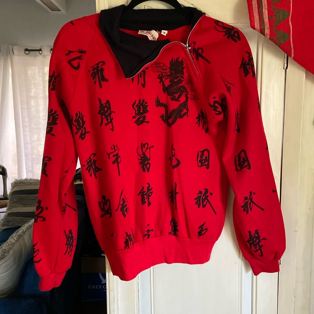 SCARAB SAN FRANCISCO | Red and Black Dragon VNTG Sweater Size M